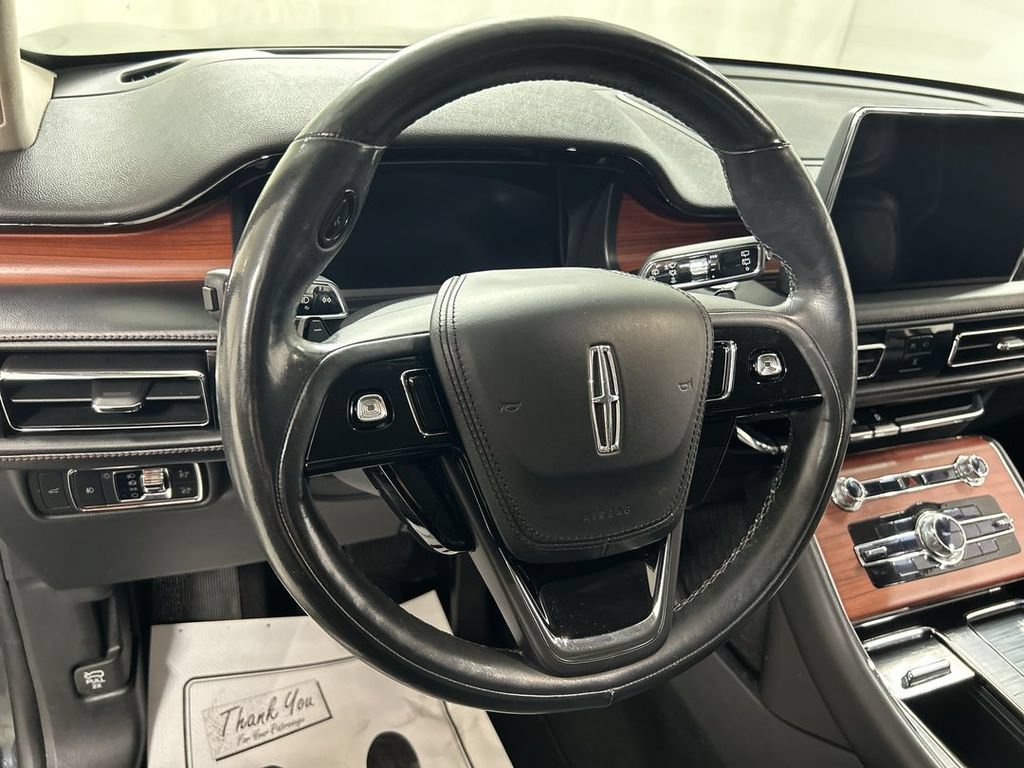 Used 2021 Lincoln Aviator Reserve w/ Equipment Group 201A AWD/4WD image 4