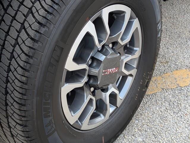 New 2026 GMC Sierra 3500 SLE w/ SLE Value Package image 7