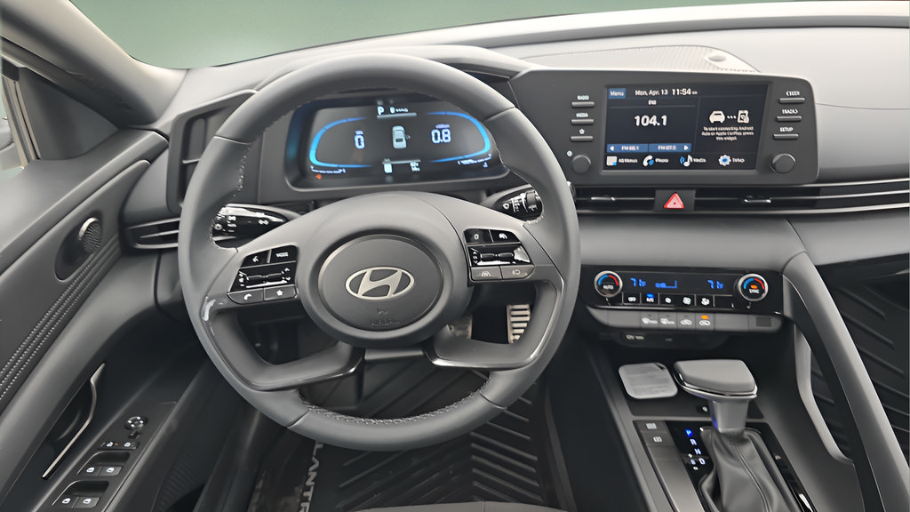Certified 2026 Hyundai Elantra Sport FWD image 12