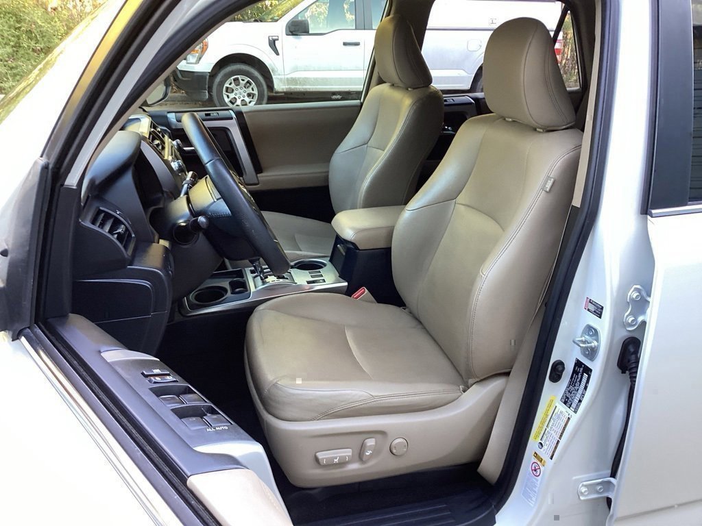 Used 2018 Toyota 4Runner Limited image 25