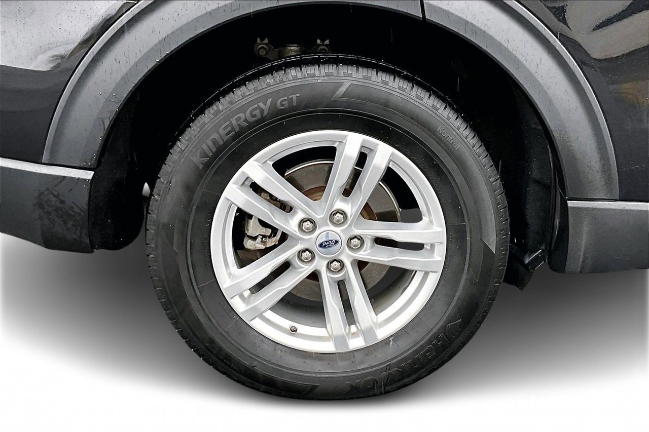 Used 2023 Ford Explorer XLT w/ Equipment Group 202A image 35