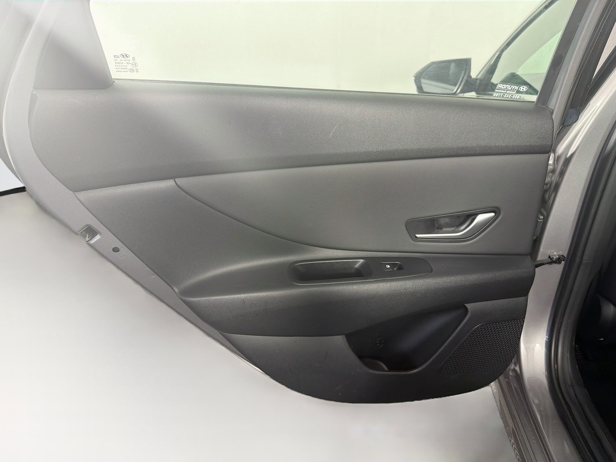 Used 2024 Hyundai Elantra Limited FWD image 27