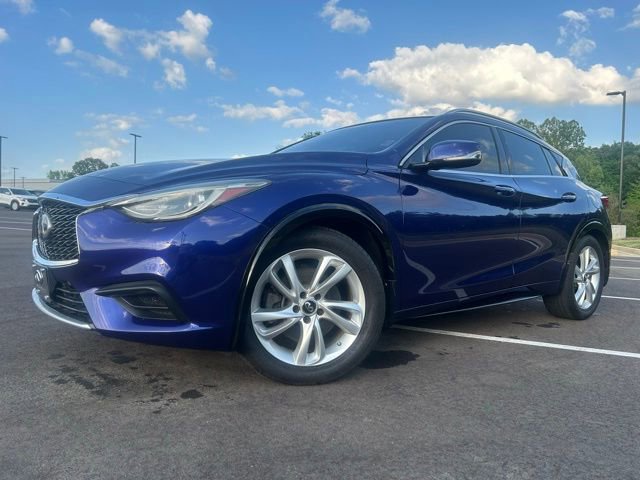 Used 2019 INFINITI QX30 image 11