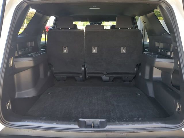 Certified 2025 Toyota 4Runner SR5 AWD/4WD image 13