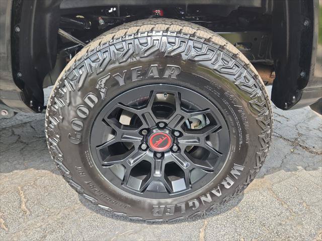 Certified 2025 Toyota Tacoma TRD Pro AWD/4WD image 26