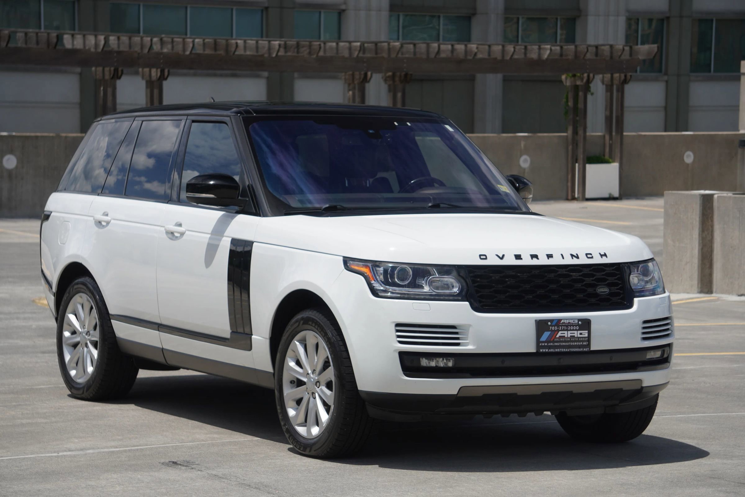 Used 2016 Land Rover Range Rover HSE image 24