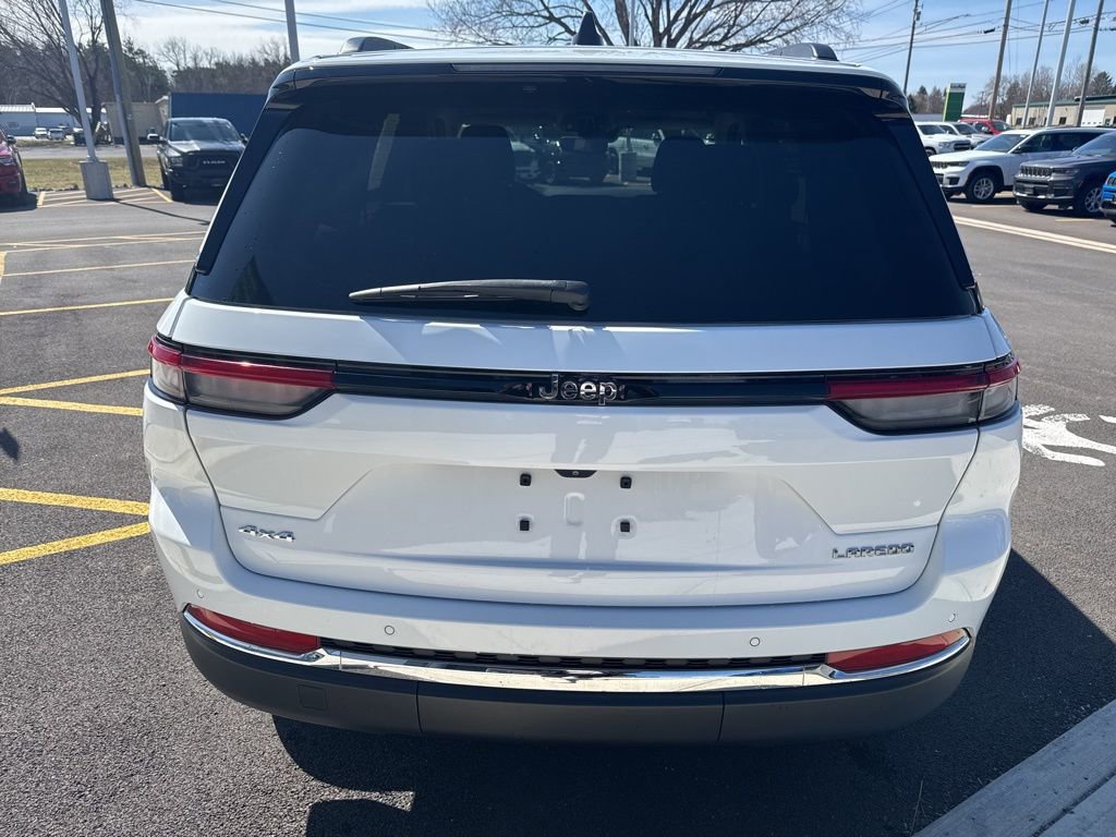 Used 2023 Jeep Grand Cherokee Laredo w/ Luxury Tech Group I image 7