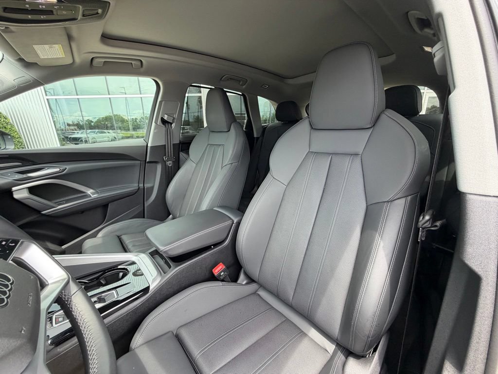 Certified 2025 Audi Q5 Premium Plus w/ Premium Plus AWD/4WD image 9