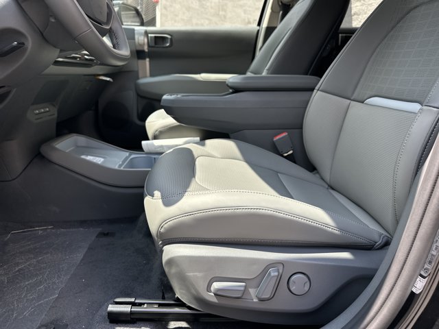 New 2027 Kia EV3 Wind FWD image 10