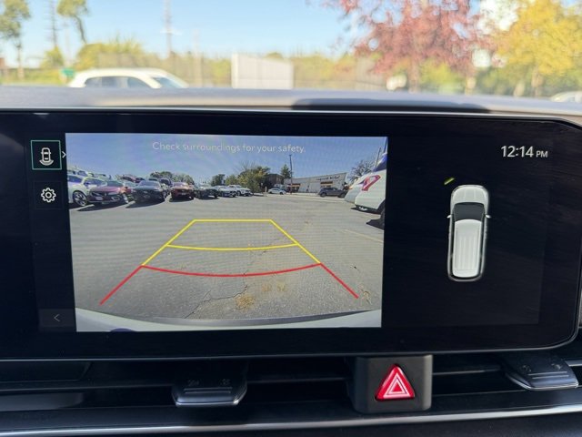 Certified 2025 Kia Carnival EX image 4