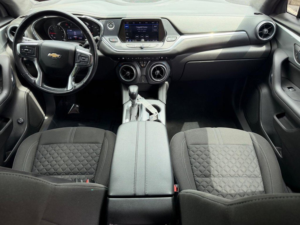 Used 2019 Chevrolet Blazer LT FWD image 11