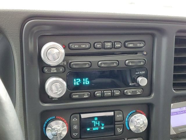 Used 2004 Chevrolet Avalanche Z71 w/ Sun And Sound Package image 25