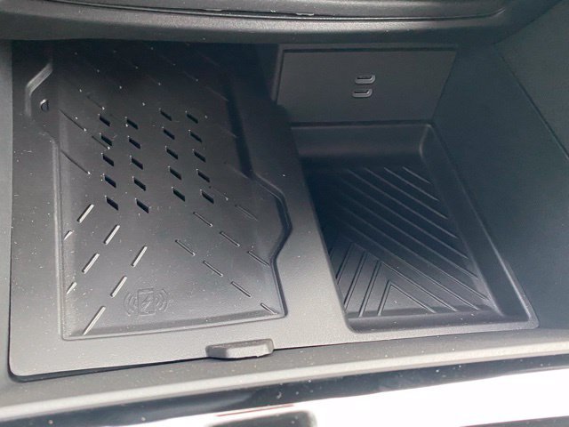 New 2026 Chrysler Pacifica Limited w/ S Appearance Package FWD image 25