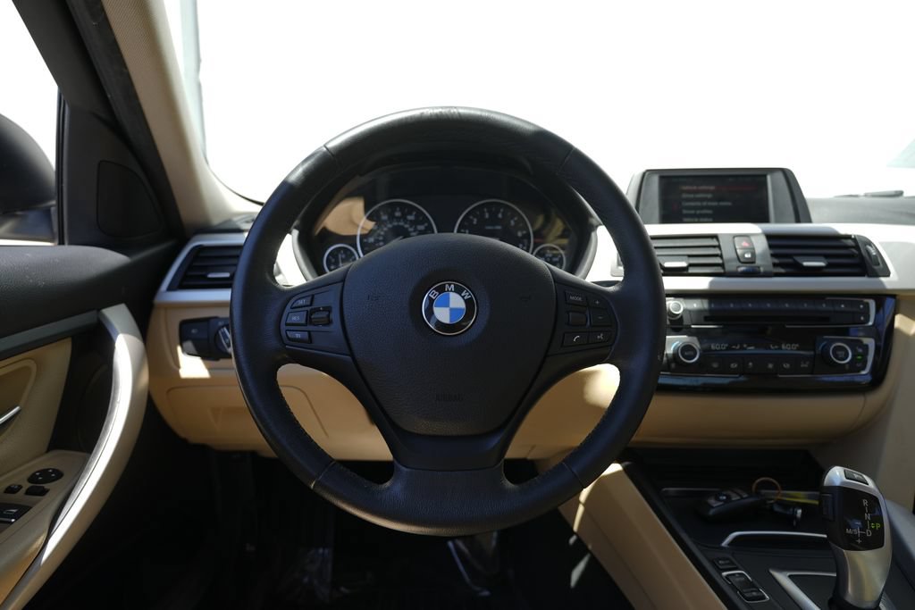 Used 2018 BMW 320i xDrive Sedan AWD/4WD image 42