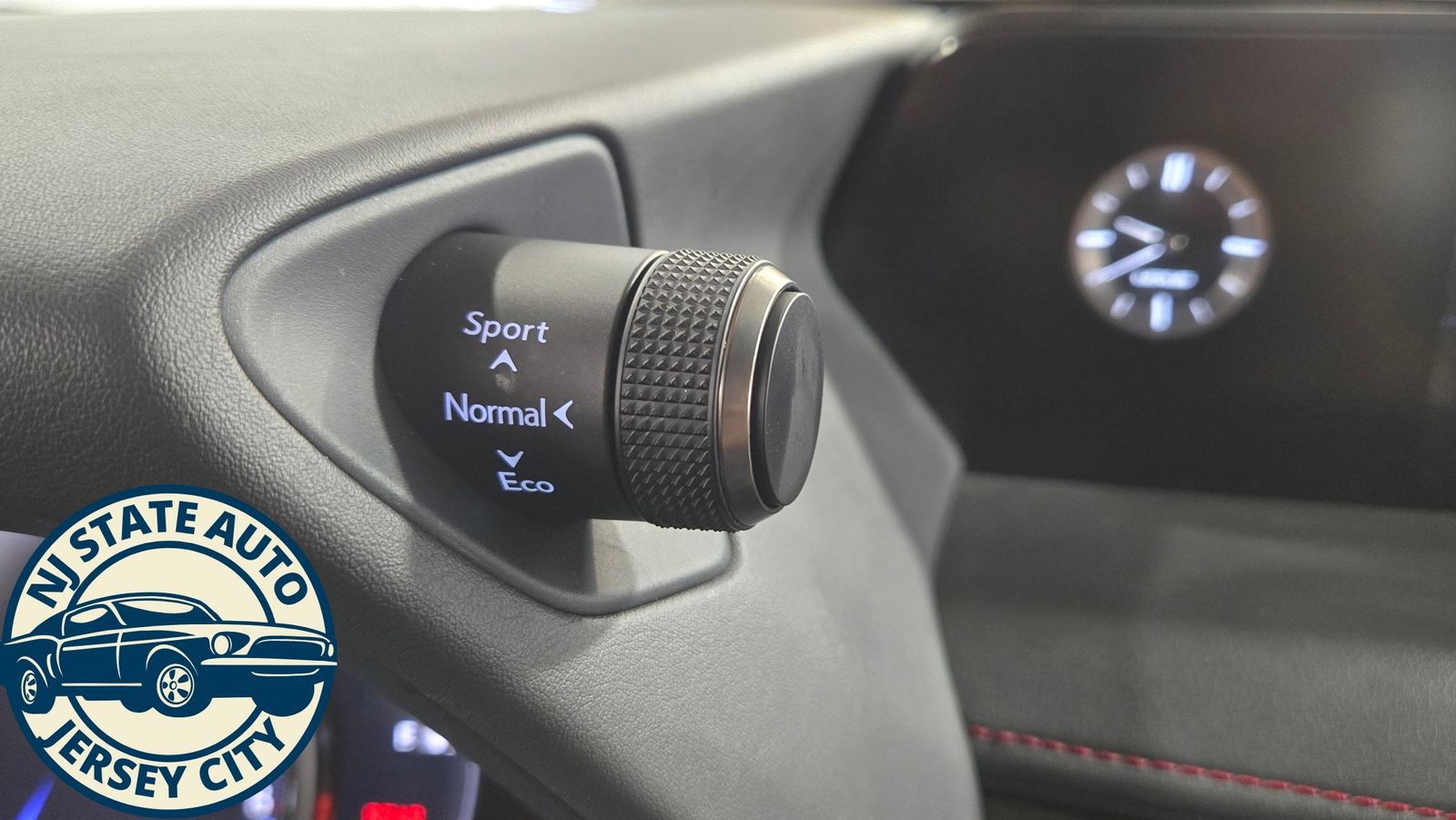 Used 2021 Lexus UX 200 F Sport w/ Accessory Package (Z1) FWD image 17