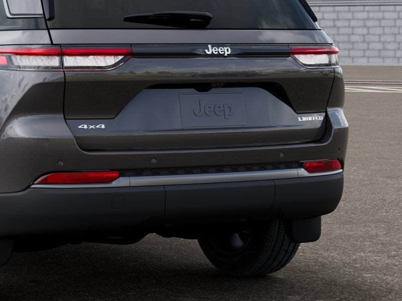 New 2026 Jeep Grand Cherokee Limited w/ Limited Altitude Package AWD/4WD image 13