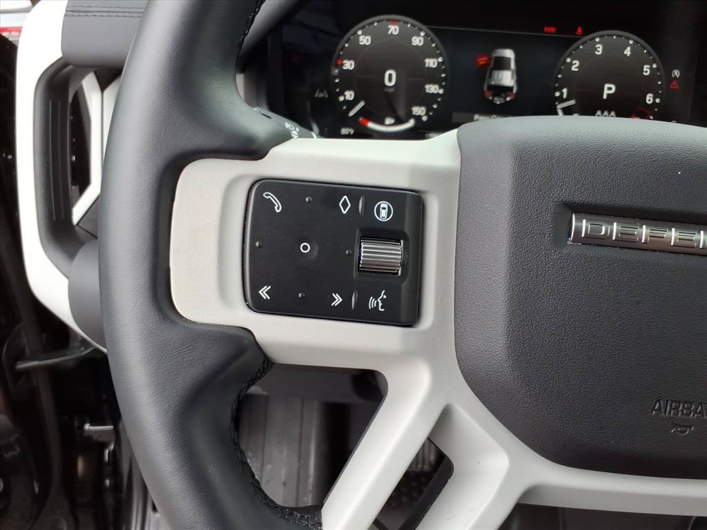 Used 2024 Land Rover Defender 110 X-Dynamic SE AWD/4WD image 16