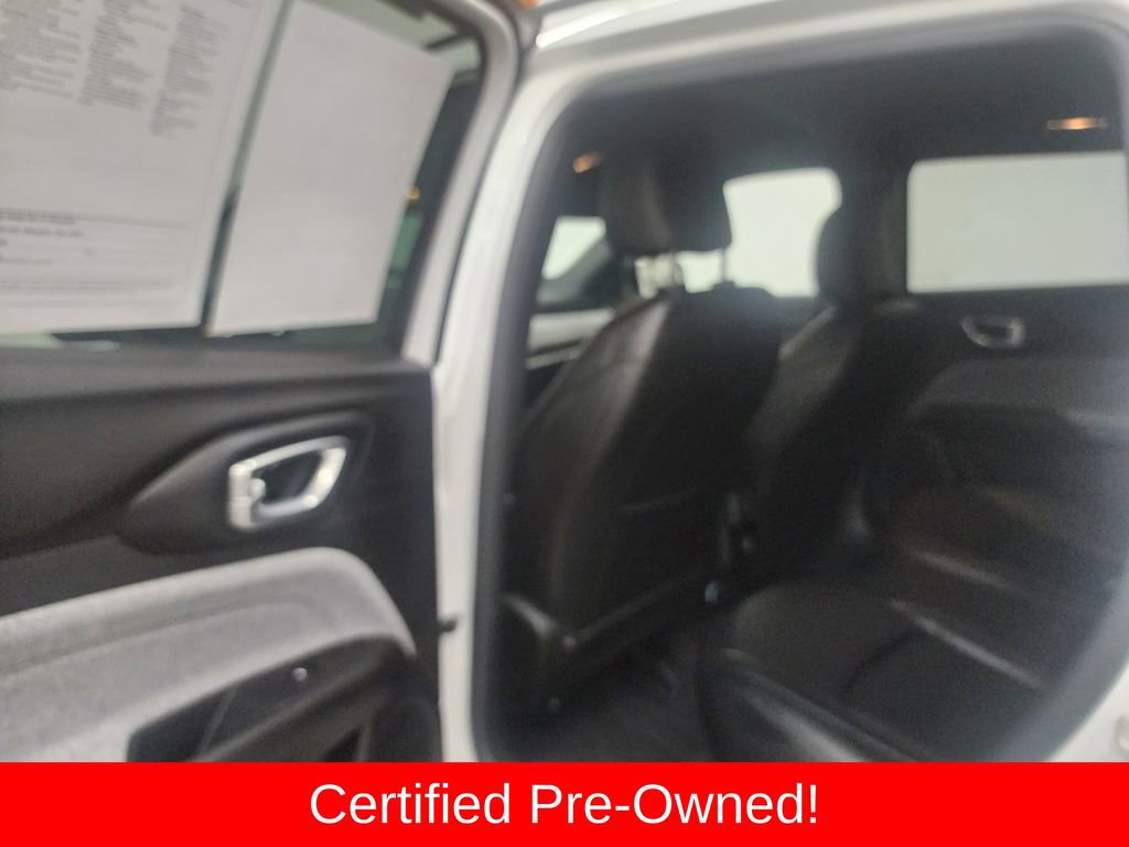 Used 2024 Jeep Compass Latitude image 24