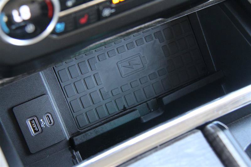 Used 2020 Ford Expedition Limited AWD/4WD image 36