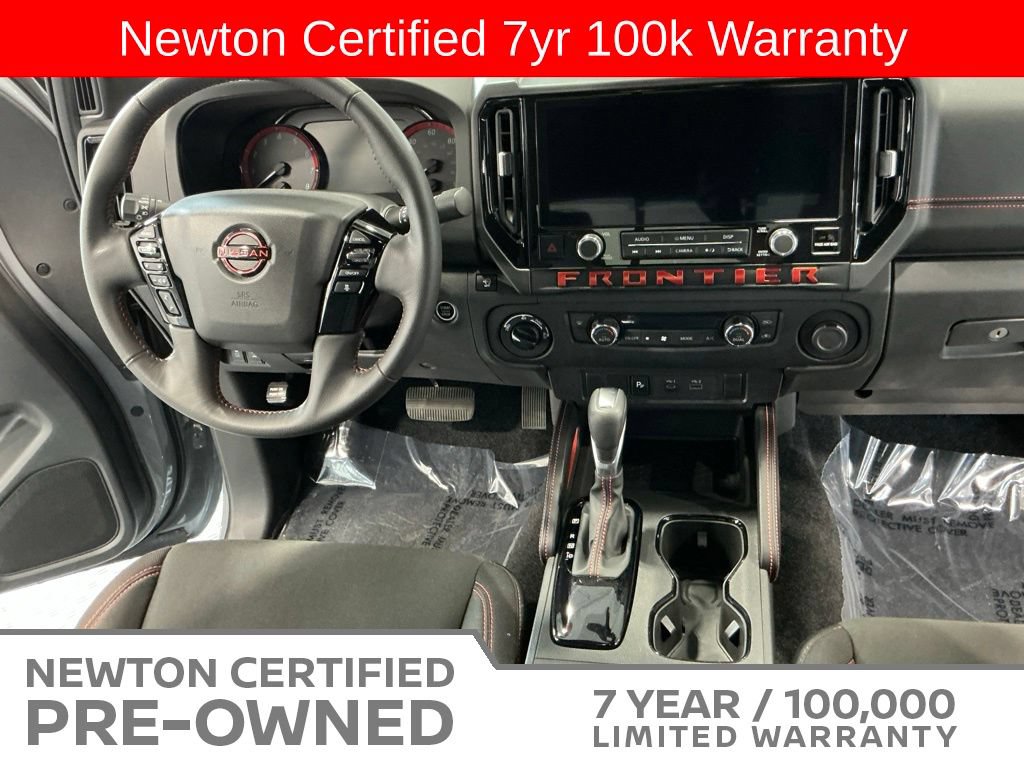 Used 2025 Nissan Frontier PRO-4X AWD/4WD image 17