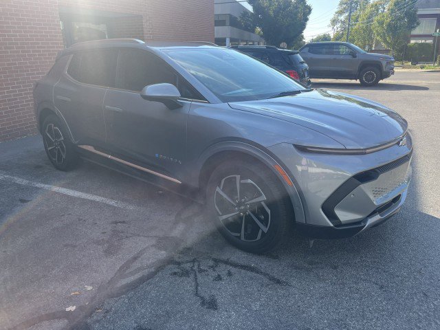 Used 2024 Chevrolet Equinox EV LT w/ Active Safety Package 3 image 7