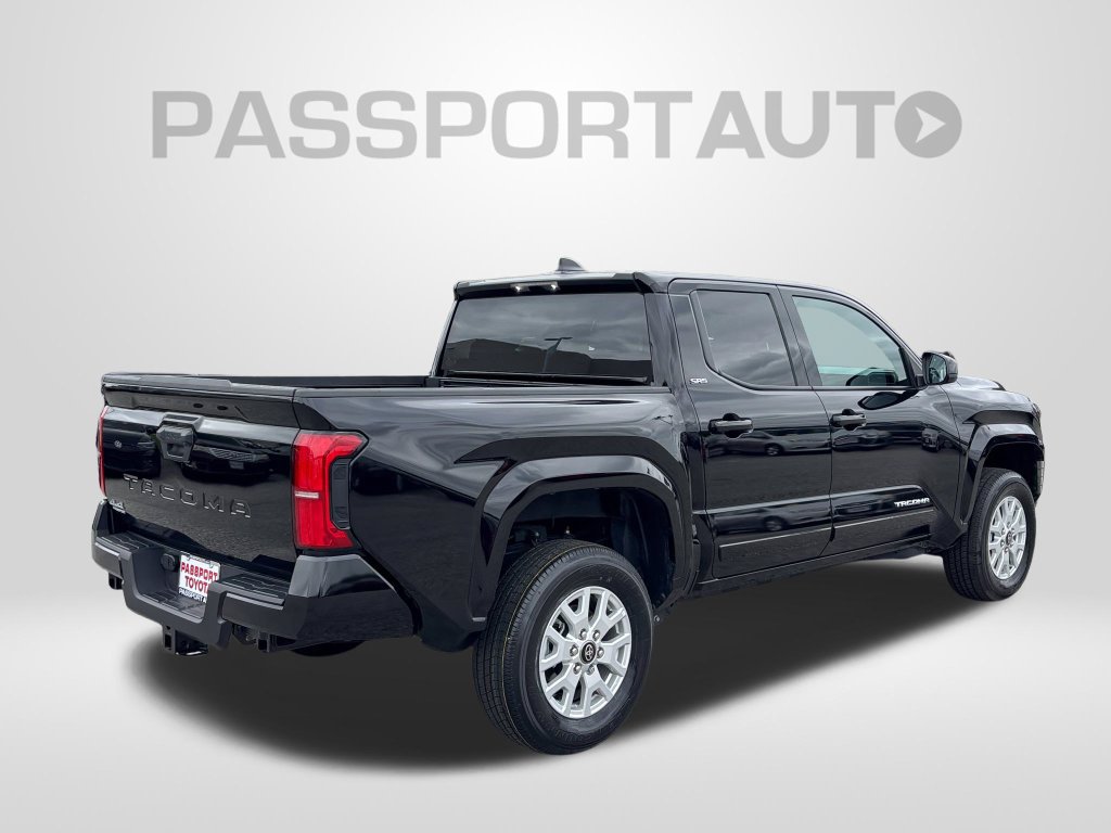Certified 2025 Toyota Tacoma SR5 AWD/4WD image 8