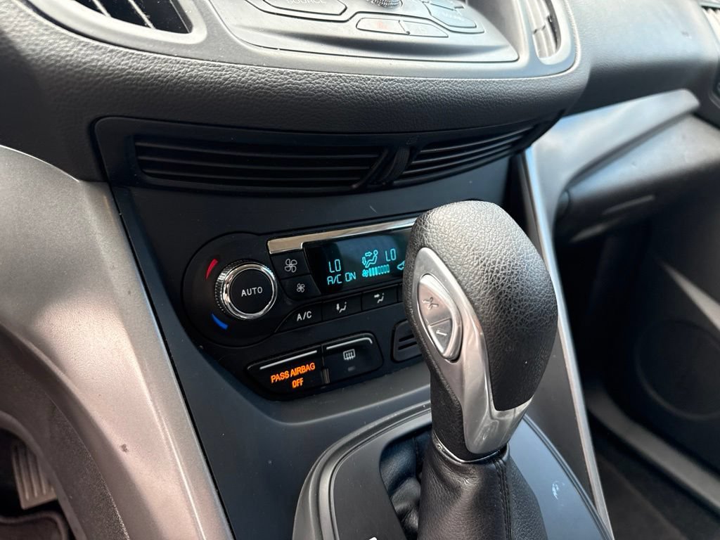 Used 2015 Ford Escape SE w/ Equipment Group 201A AWD/4WD image 31