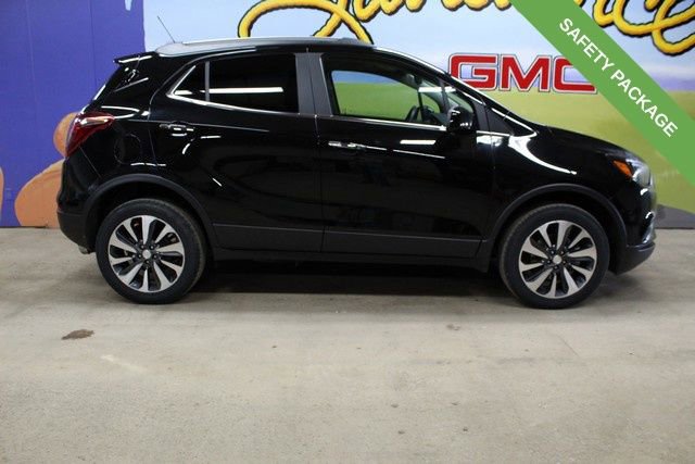 Used 2022 Buick Encore Preferred w/ Safety Package AWD/4WD image 1