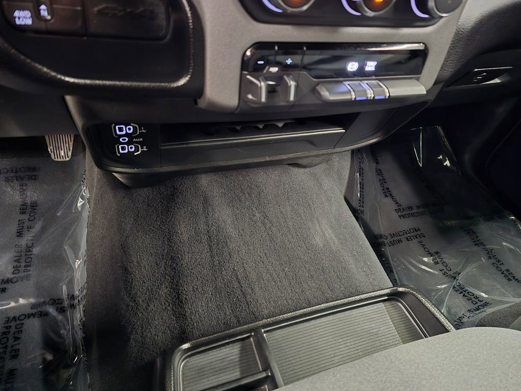Used 2024 RAM 2500 Big Horn image 28