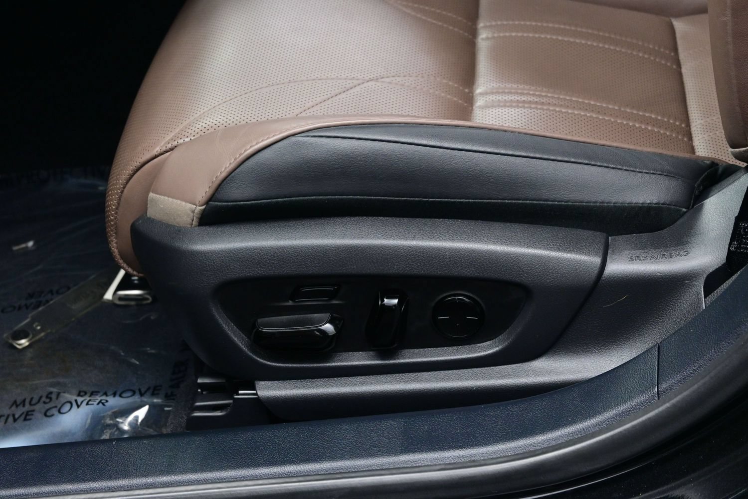 Used 2022 Lexus ES 300h w/ Luxury Package FWD image 15