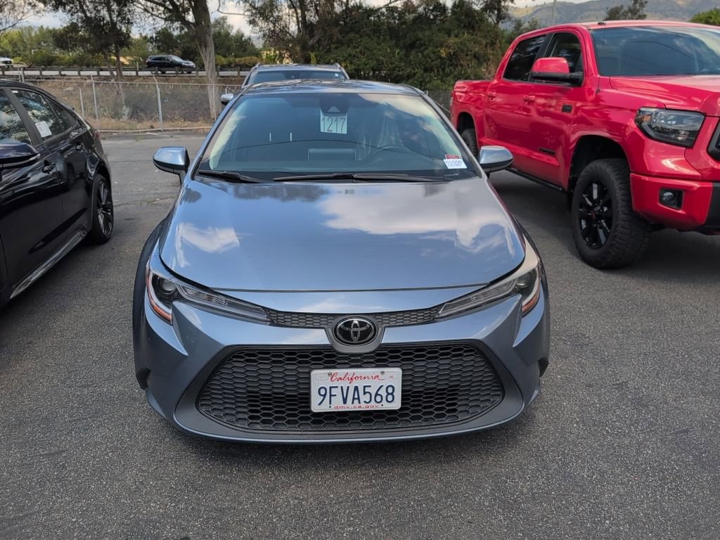 Used 2020 Toyota Corolla LE video 2