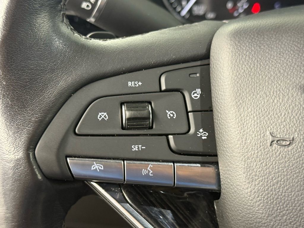 Used 2023 Cadillac XT6 Premium Luxury image 22