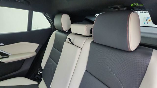 Used 2025 BMW X2 xDrive28i w/ Premium Package AWD/4WD image 31