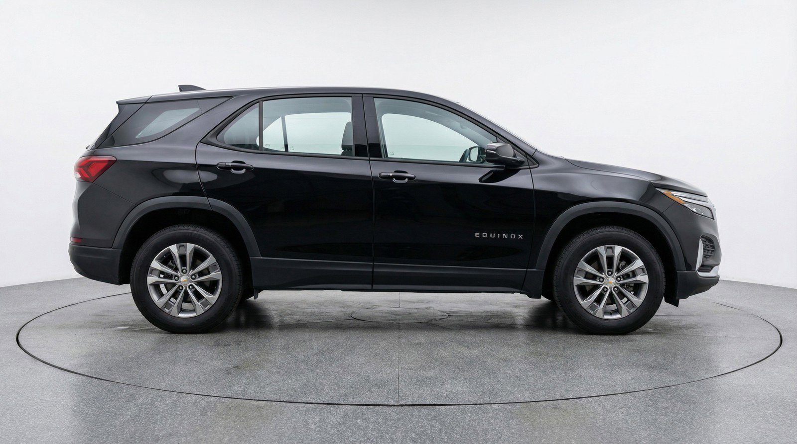 Used 2025 Chevrolet Equinox LT FWD image 11