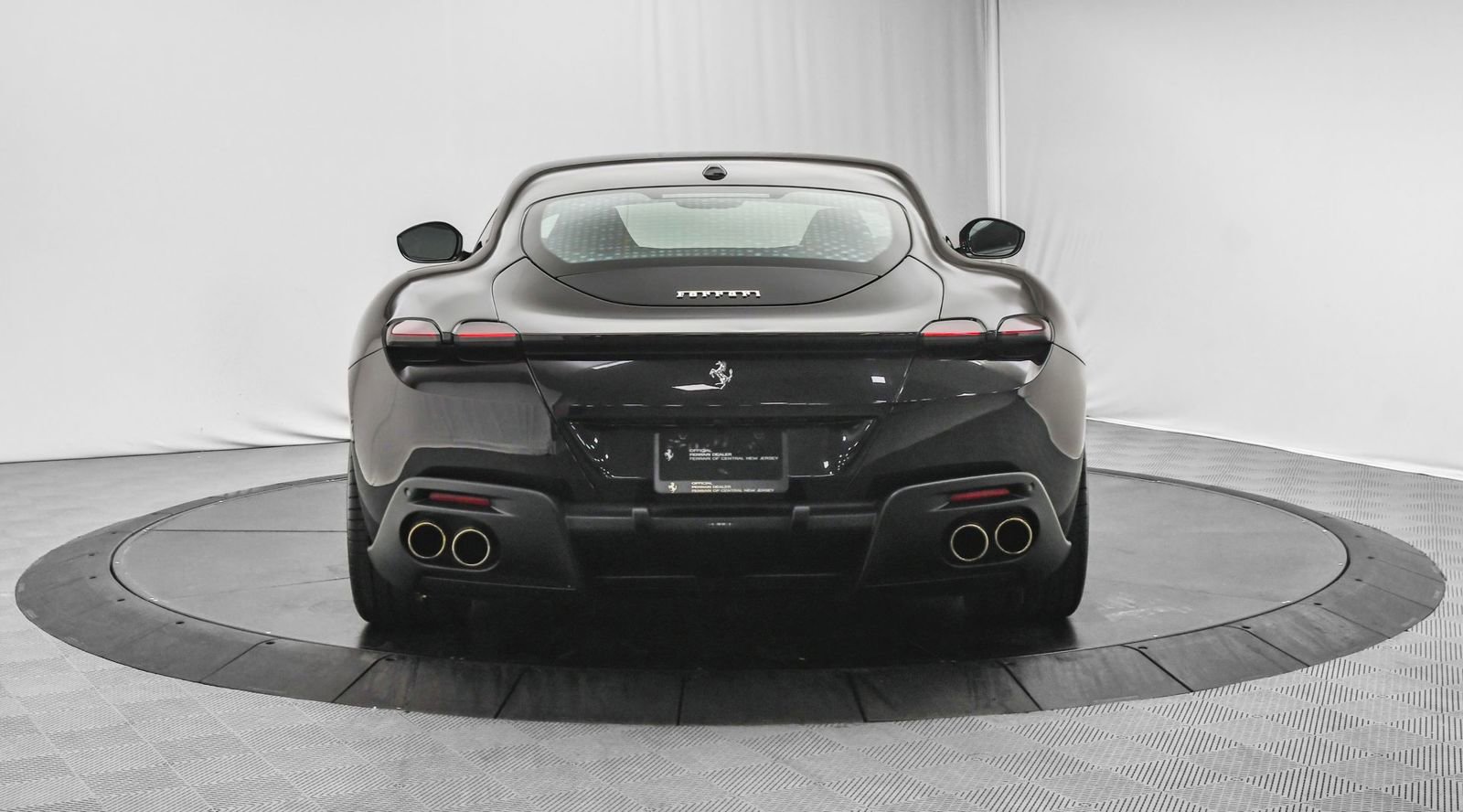 Used 2023 Ferrari Roma image 7