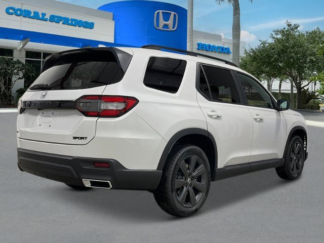 New 2025 Honda Pilot Sport image 7