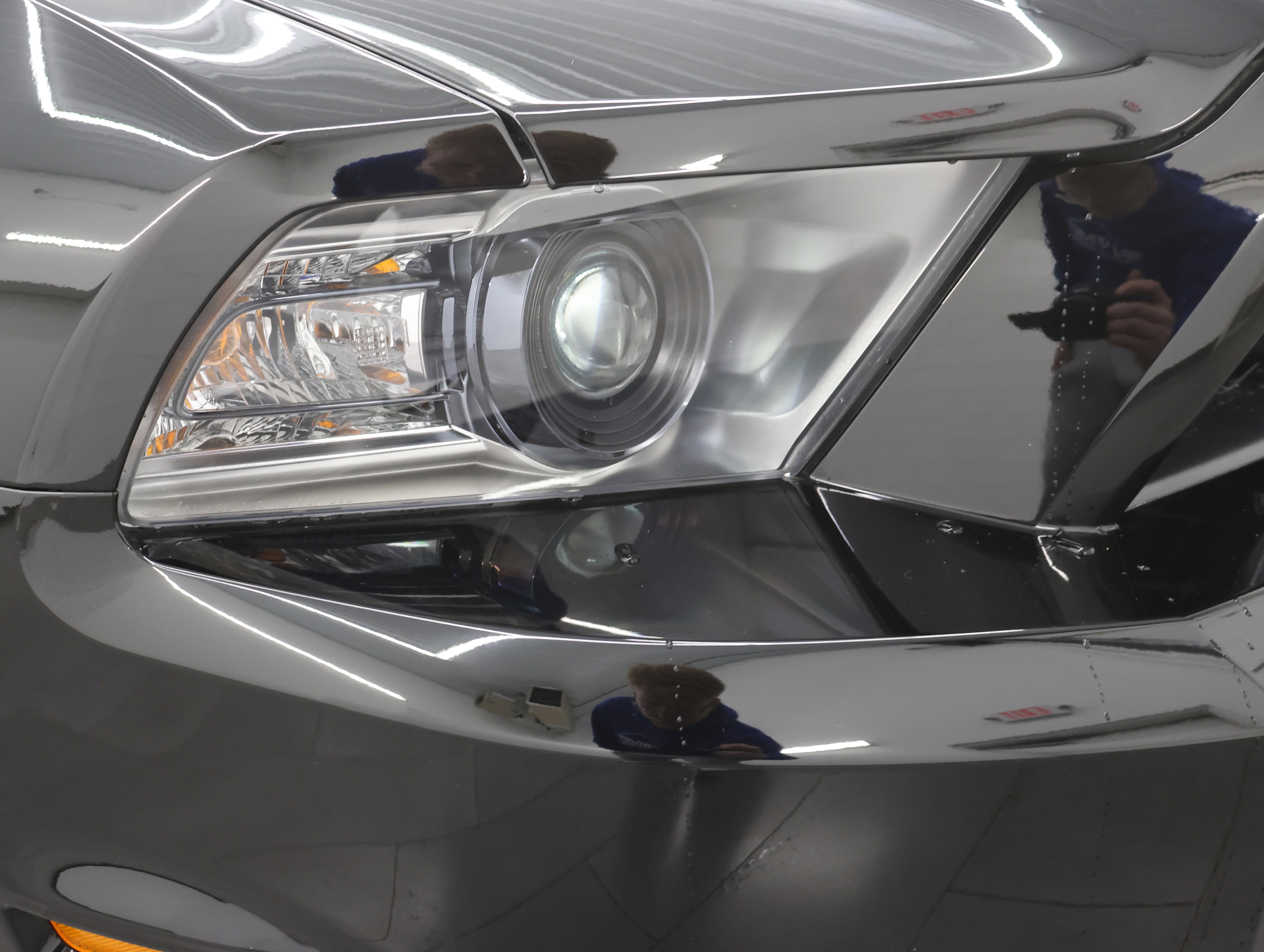 Used 2012 Ford Mustang Shelby GT500 w/ SVT Performance Pkg image 23