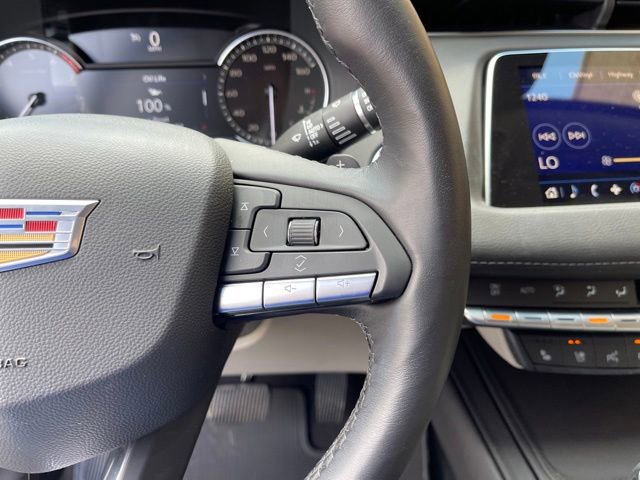 Used 2021 Cadillac XT4 Premium Luxury w/ Enhanced Visibility Package AWD/4WD image 16
