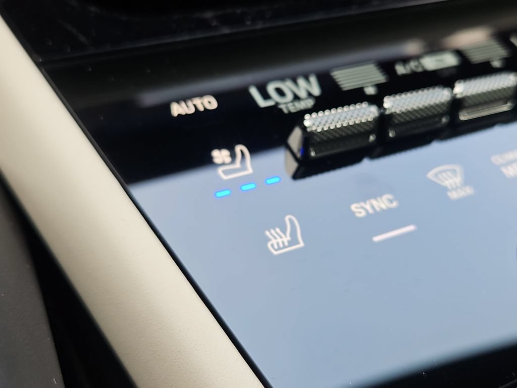 New 2026 Porsche Cayenne AWD/4WD image 20