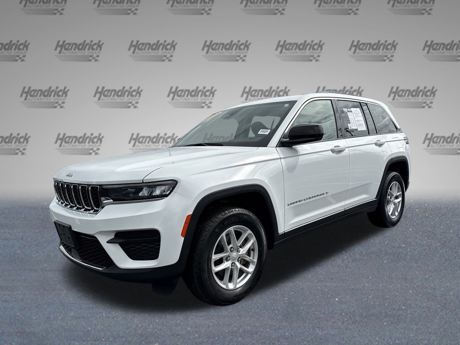Used 2023 Jeep Grand Cherokee Laredo X w/ Luxury Tech Group I image 4