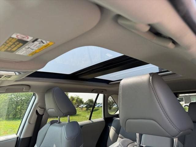 Certified 2021 Toyota RAV4 Limited AWD/4WD image 93