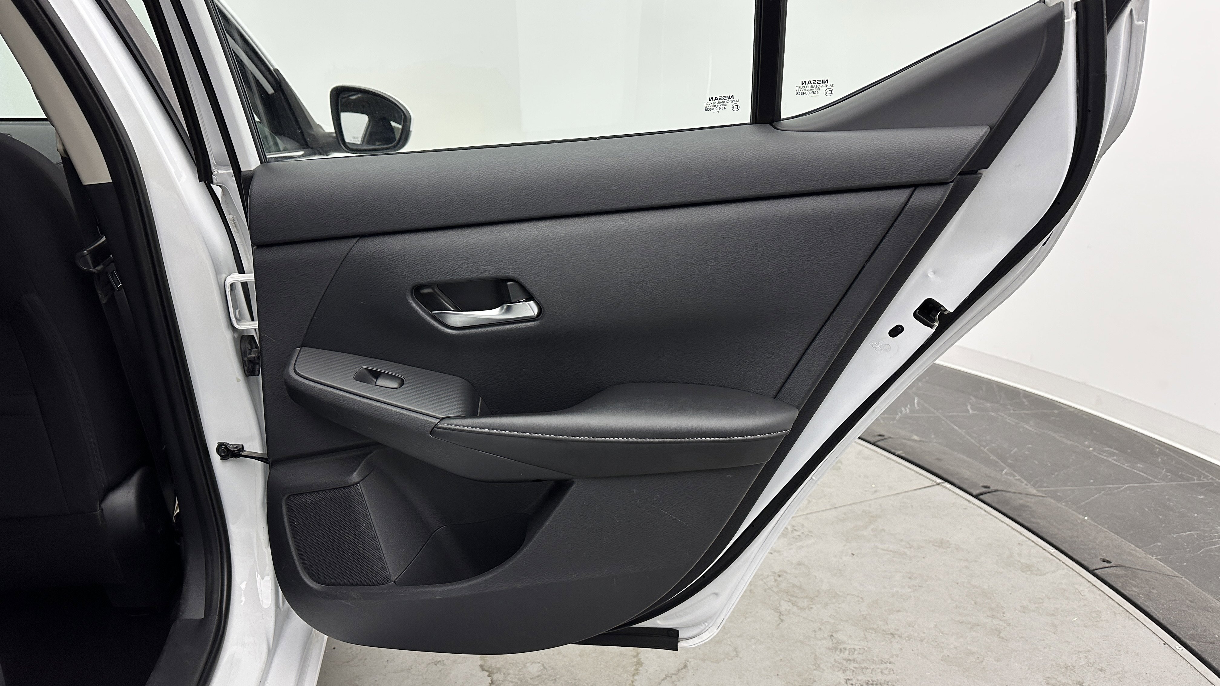 Used 2021 Nissan Sentra SV image 28