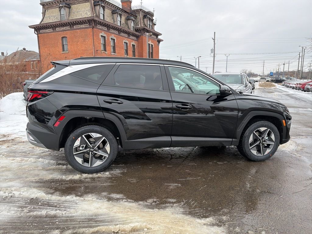 New 2026 Hyundai Tucson SEL image 8