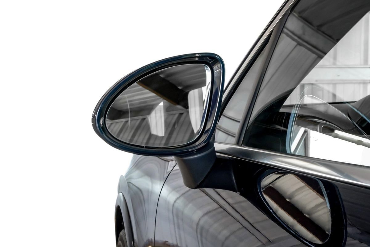 Used 2018 Porsche Cayenne Turbo image 39