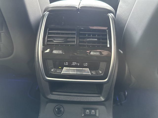 Used 2024 BMW ALPINA XB7 AWD/4WD image 39