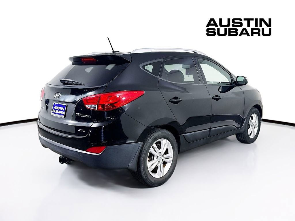 Used 2013 Hyundai Tucson GLS image 7