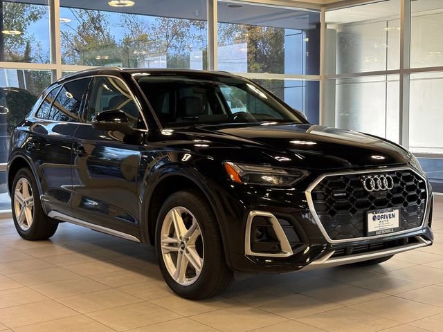 Used 2022 Audi Q5 e Premium Plus w/ Premium Plus Package image 6
