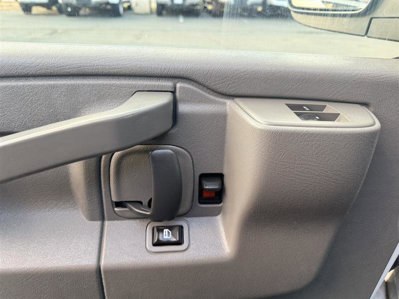 Used 2019 GMC Savana 2500 2500 w/ Driver Convenience Package image 20