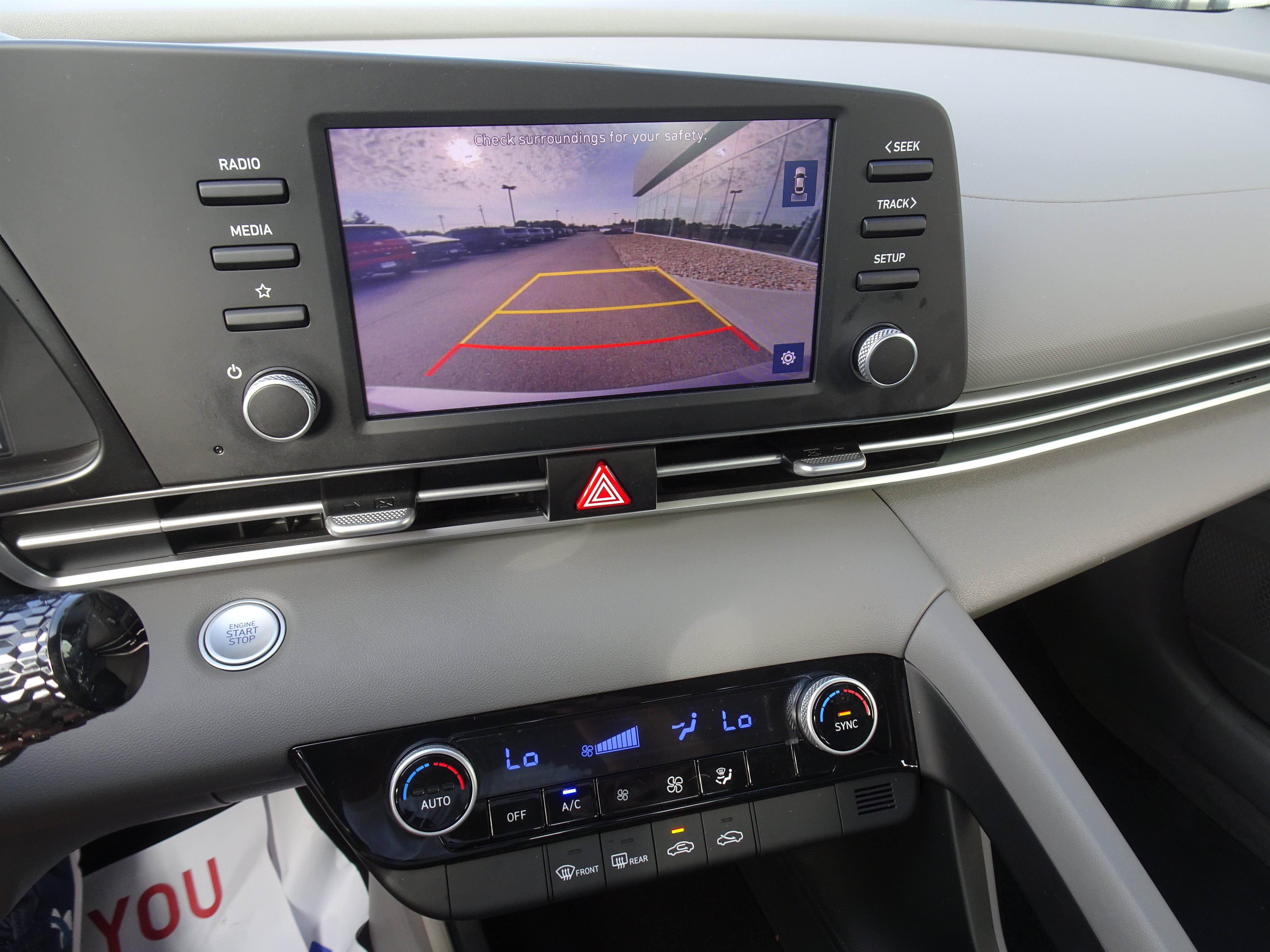 Used 2023 Hyundai Elantra SEL FWD image 18