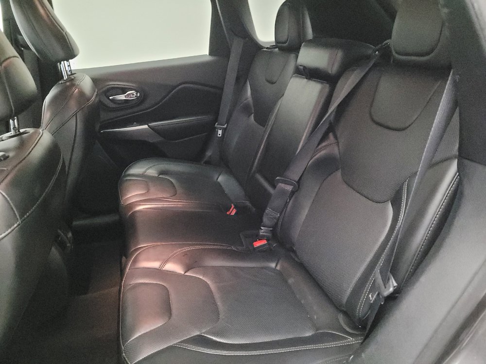Used 2020 Jeep Cherokee Limited FWD image 18